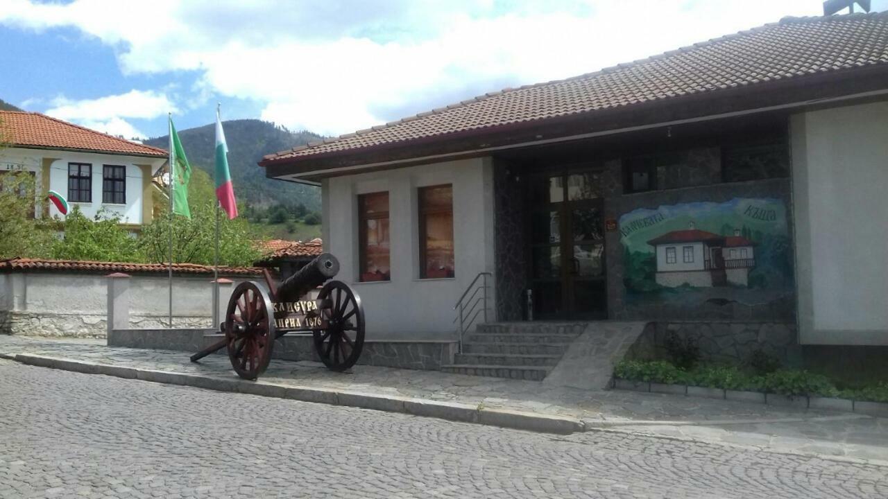 Отель Калчевата къща Клисура Экстерьер фото